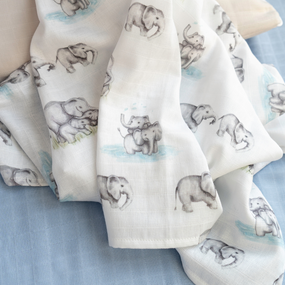 Muslin Swaddles | OEKO-TEX Certified | Deux Lapins UK | Les Elephants