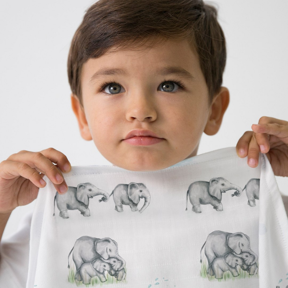 Muslin Swaddles | OEKO-TEX Certified | Deux Lapins UK | Les Elephants